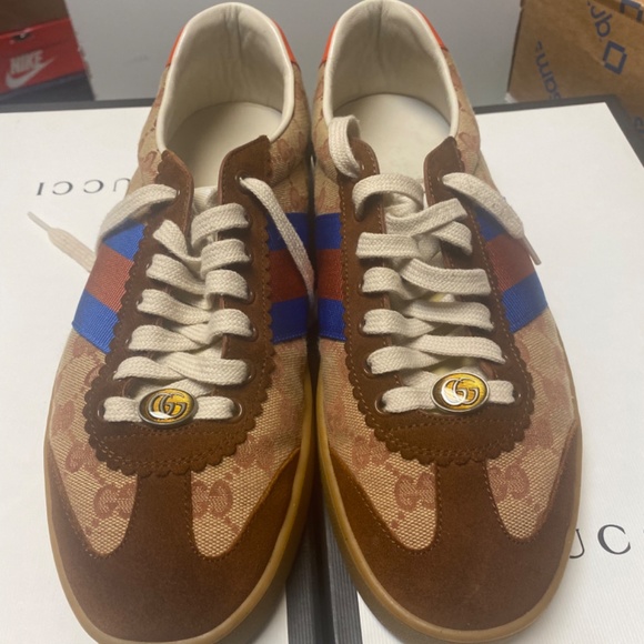 Gucci - Picture 2 of 10